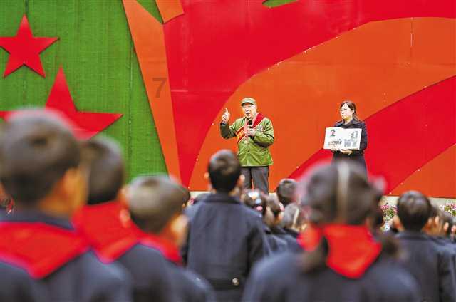 三色变形小怪